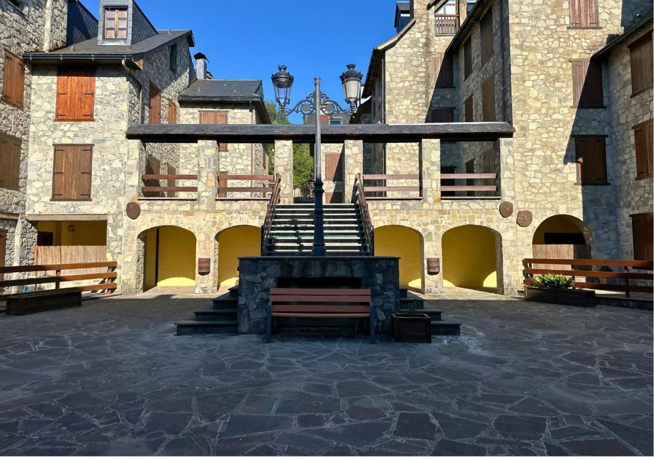 Appartement Caldares Exclusivo Atico En El Pueyo De Jaca à Panticosa Extérieur photo